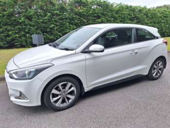 Used Hyundai i20 2015 for sale - 75149844: Photo