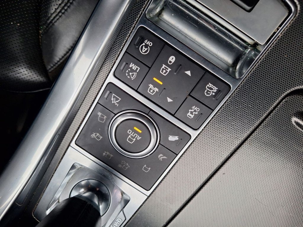 Used Land Rover Range Rover Sport 2017 for sale - 77153852: Photo 32