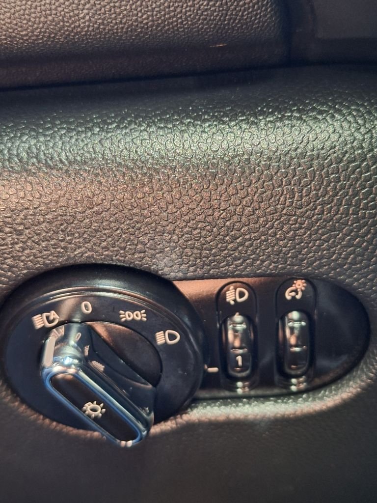 Used MINI Hatch 2016 for sale - 77133710: Photo 32