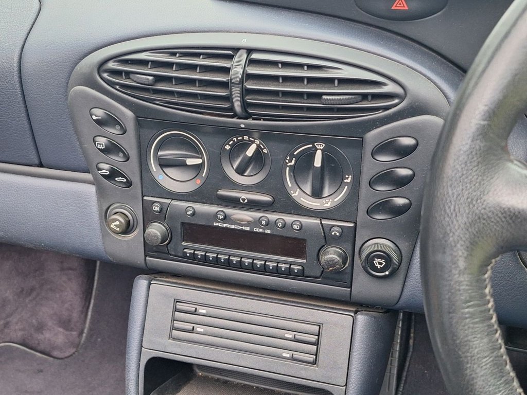 Used Porsche Boxster 2002 for sale - 77153857: Photo 31