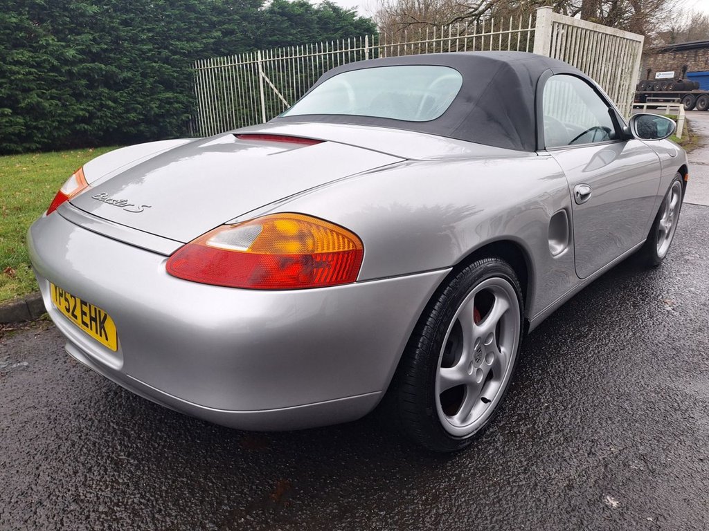 Used Porsche Boxster 2002 for sale - 77153857: Photo 8