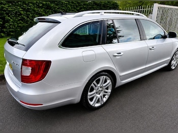 Used Skoda Superb 2012 for sale - 78569772: Photo