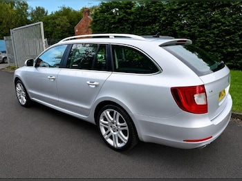 Used Skoda Superb 2012 for sale - 78569772: Photo