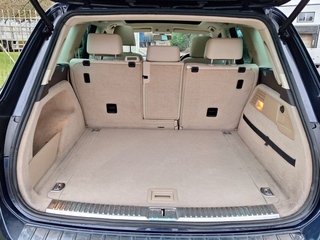 Used Volkswagen Touareg 2014 for sale - 76711396: Photo 13