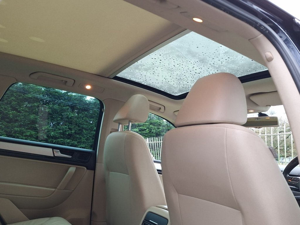 Used Volkswagen Touareg 2014 for sale - 76711396: Photo 17