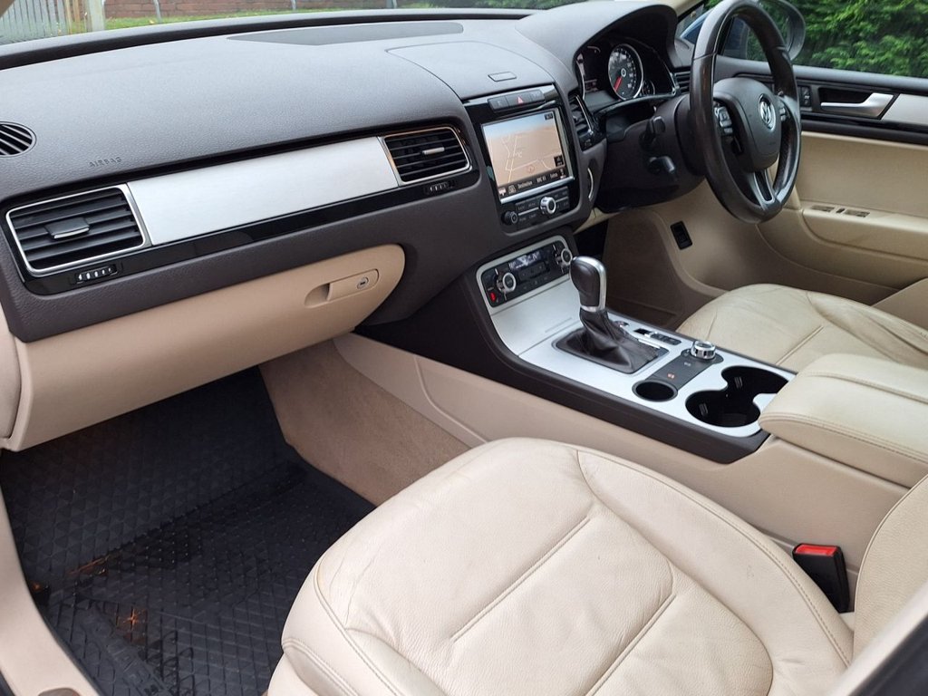 Used Volkswagen Touareg 2014 for sale - 76711396: Photo 21