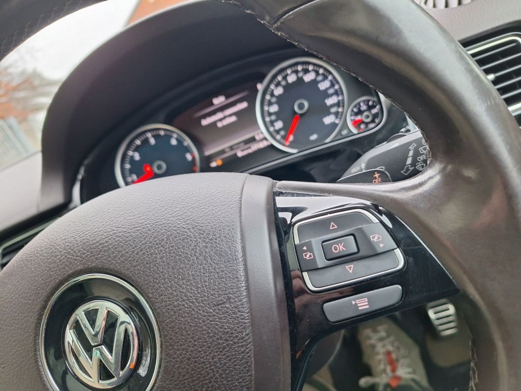 Used Volkswagen Touareg 2014 for sale - 76711396: Photo 38