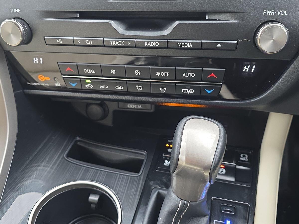 Used Lexus RX 2020 for sale - 76771843: Photo 32