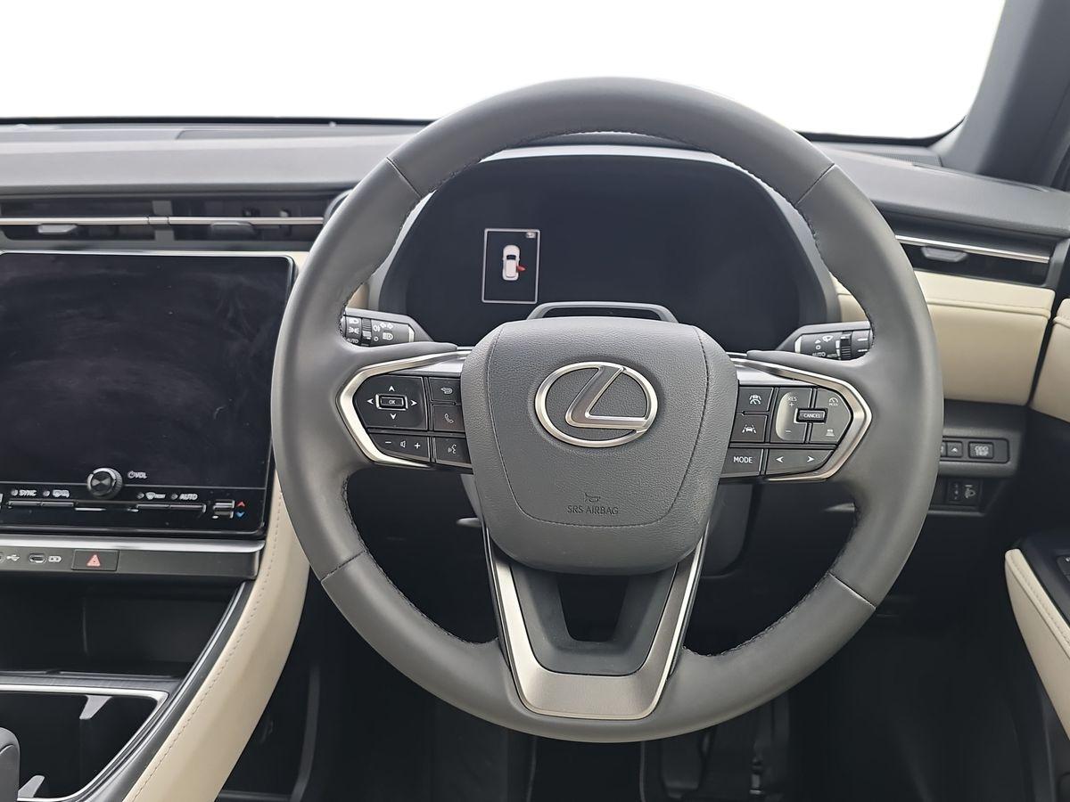 Used Lexus LBX 2024 for sale - 76657073: Photo 16