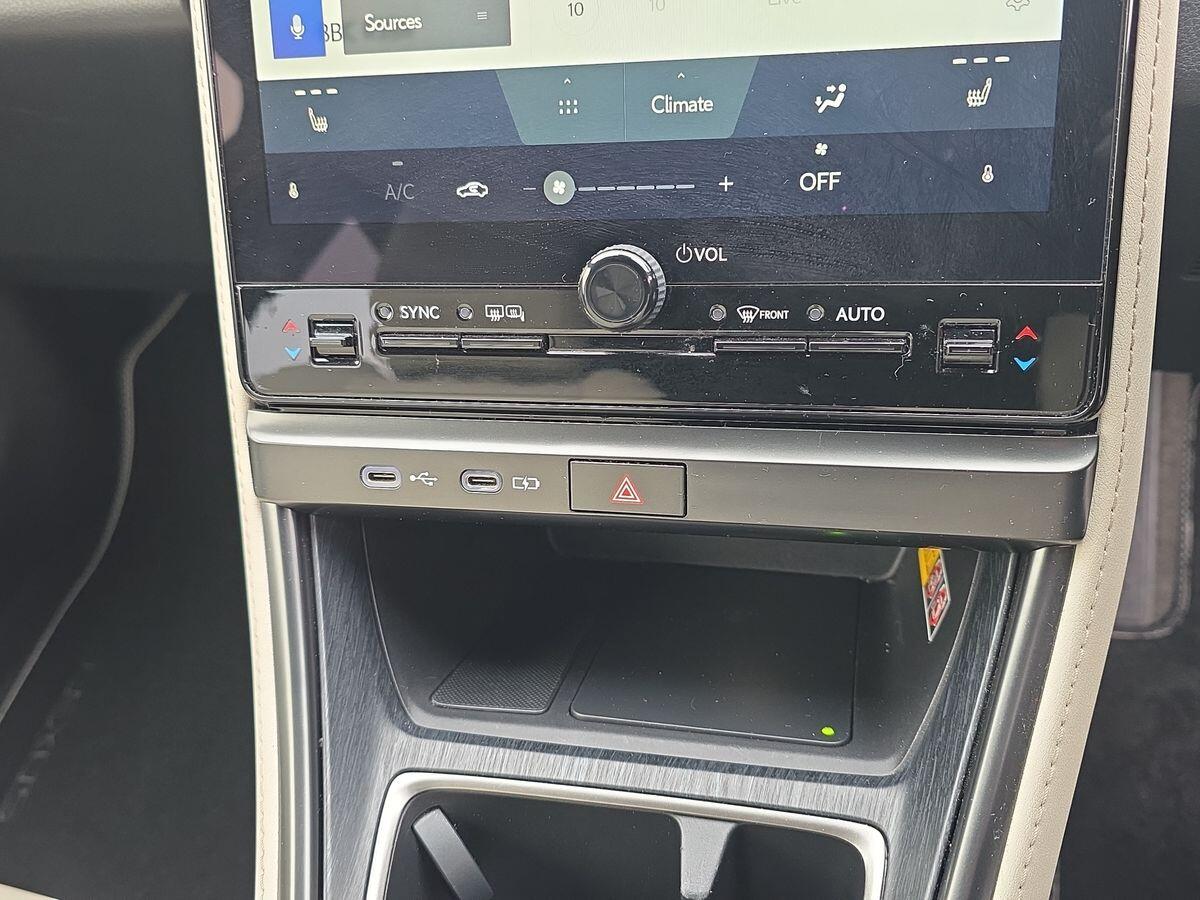 Used Lexus LBX 2024 for sale - 76657073: Photo 31