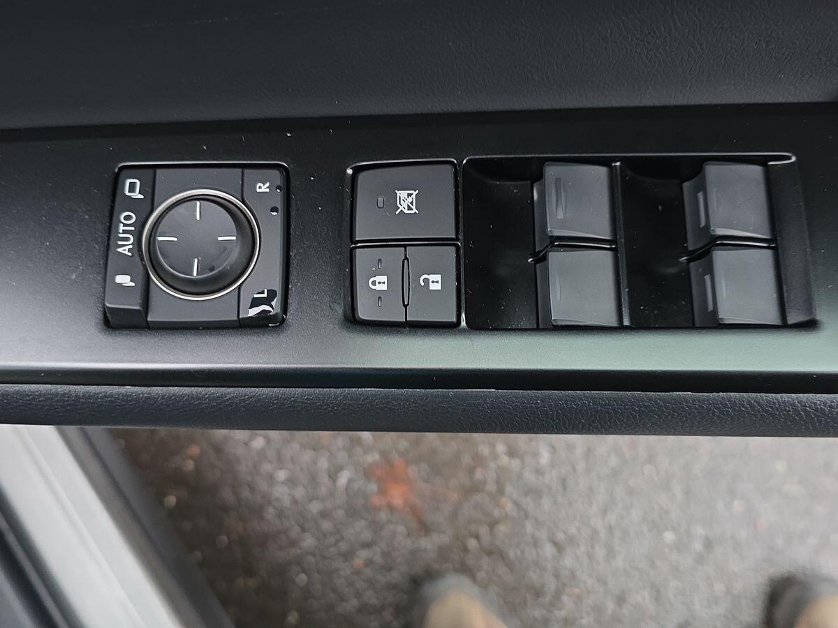 Used Lexus UX 2022 for sale - 76965437: Photo 23