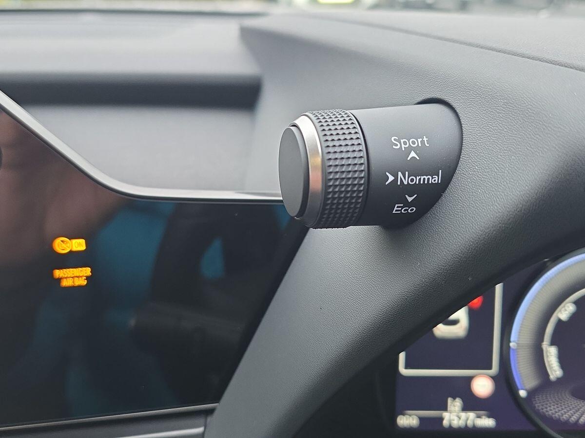 Used Lexus UX 2022 for sale - 76965437: Photo 27