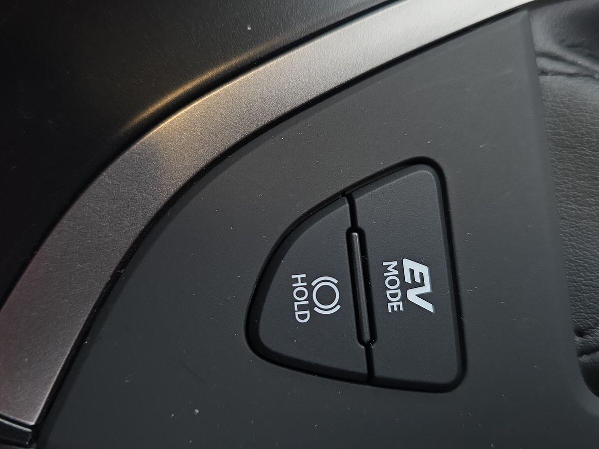 Used Lexus UX 2022 for sale - 76965437: Photo 37