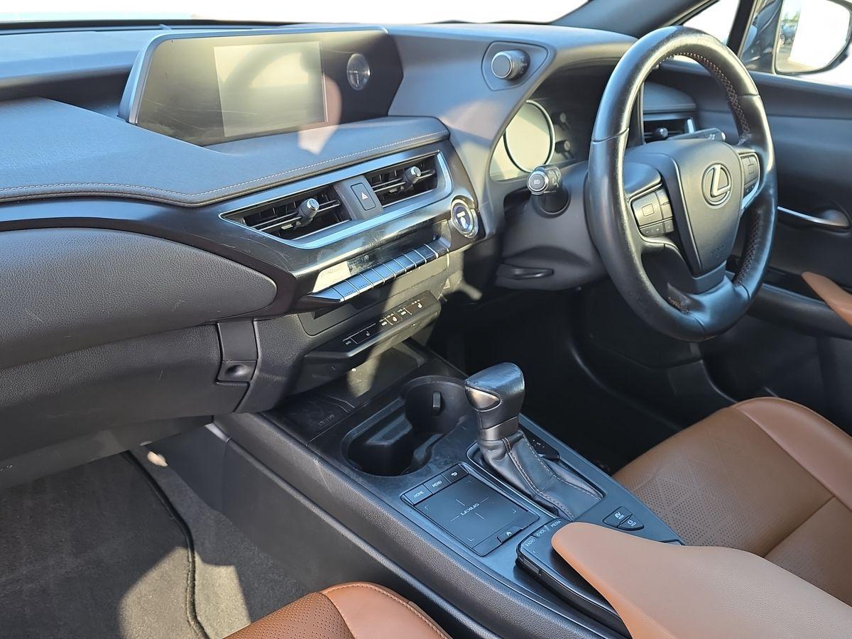 Used Lexus UX 2019 for sale - 76801853: Photo 17