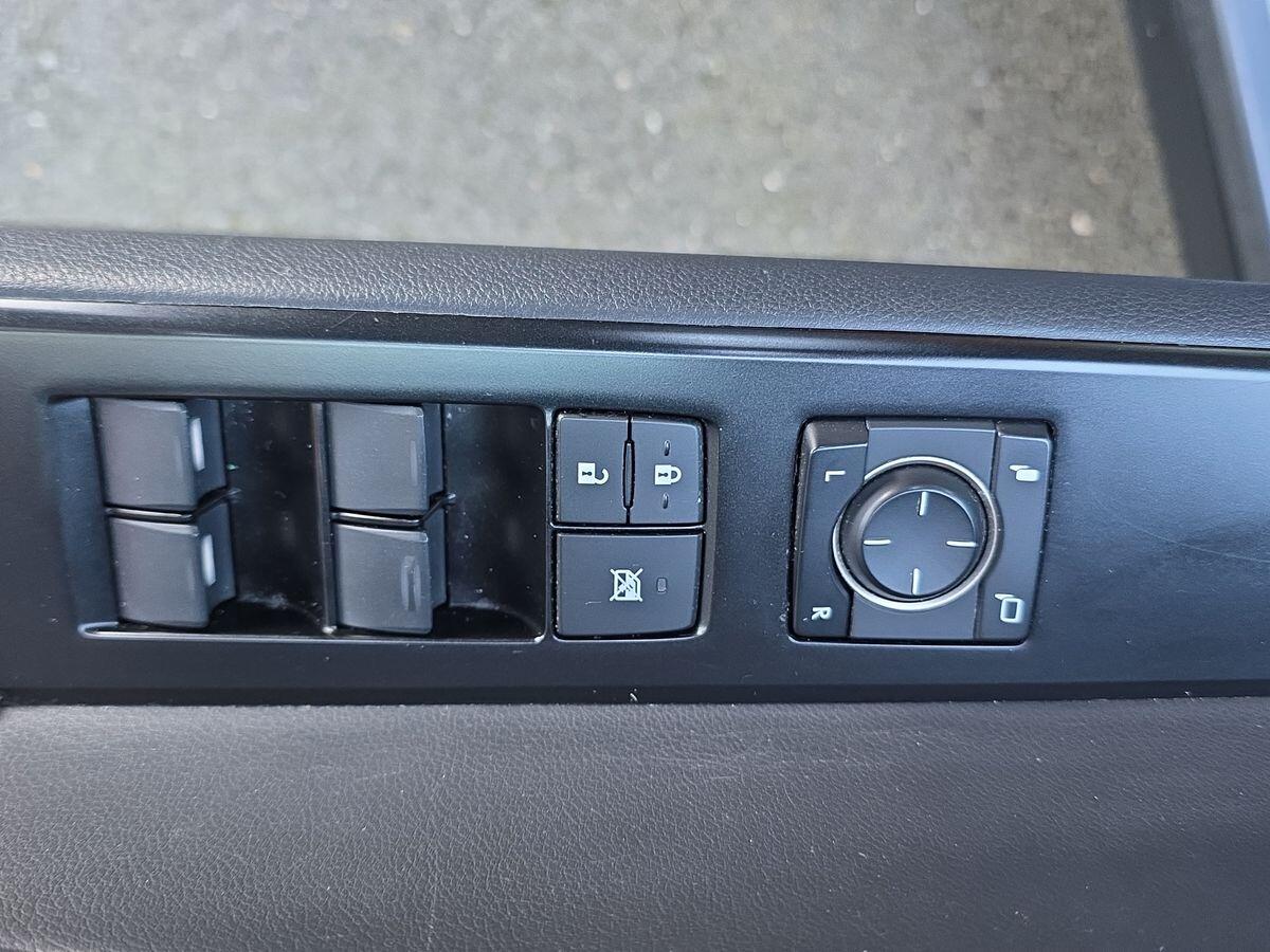 Used Lexus UX 2019 for sale - 76801853: Photo 24