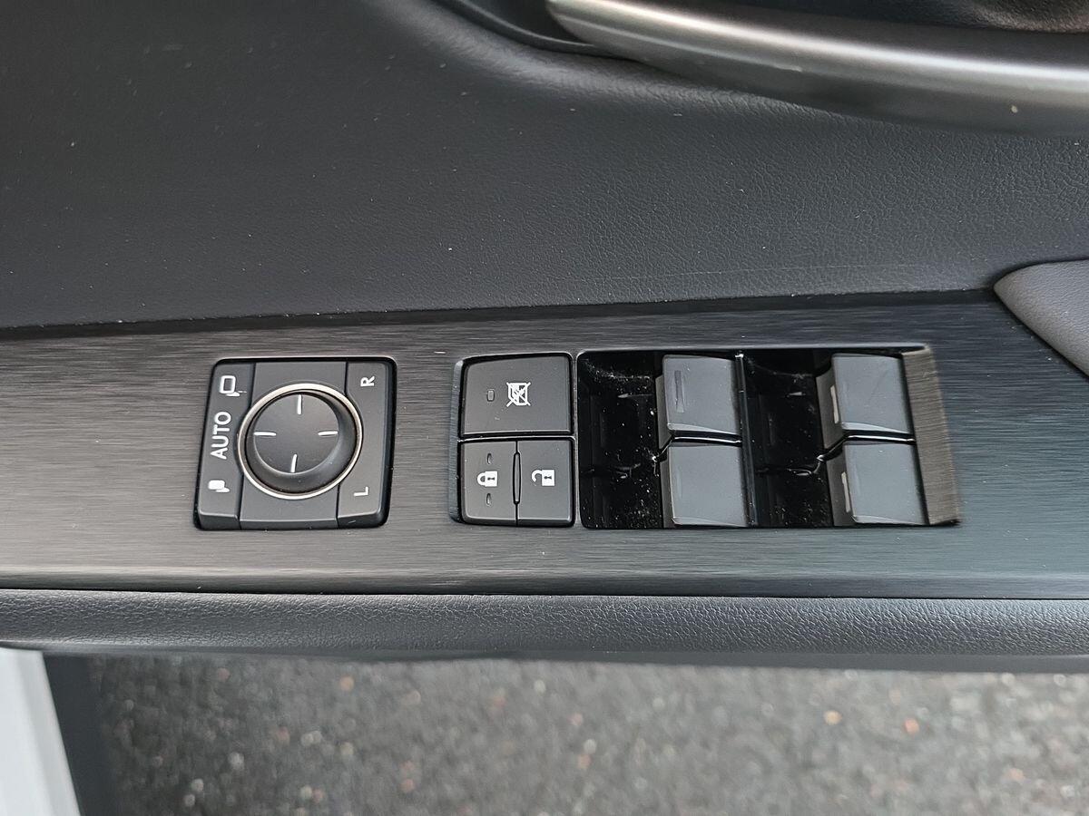Used Lexus UX 2019 for sale - 76714147: Photo 24