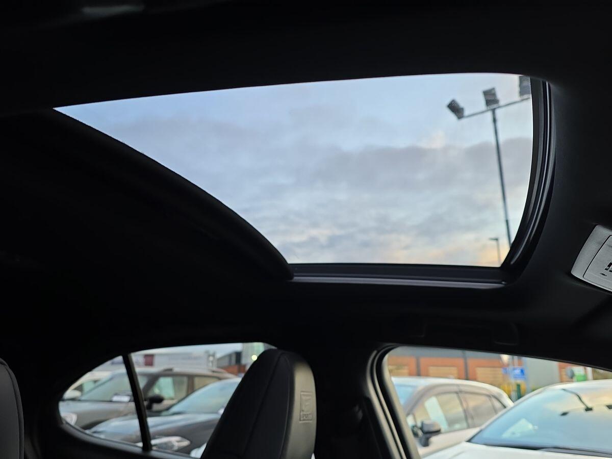 Used Lexus UX 2019 for sale - 76714147: Photo 40