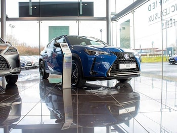 Used Lexus UX 2019 for sale - 76714147: Photo