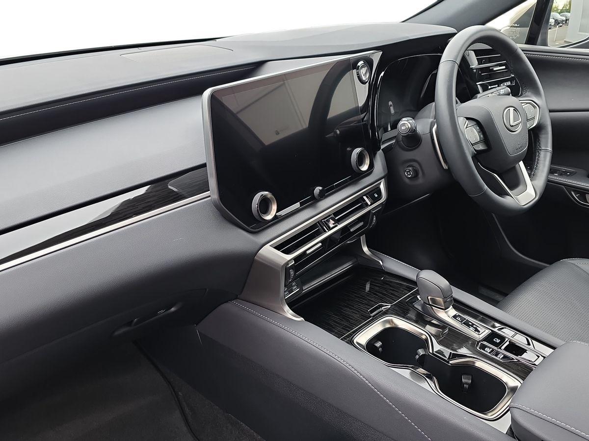 Used Lexus RX 2024 for sale - 76659371: Photo 2