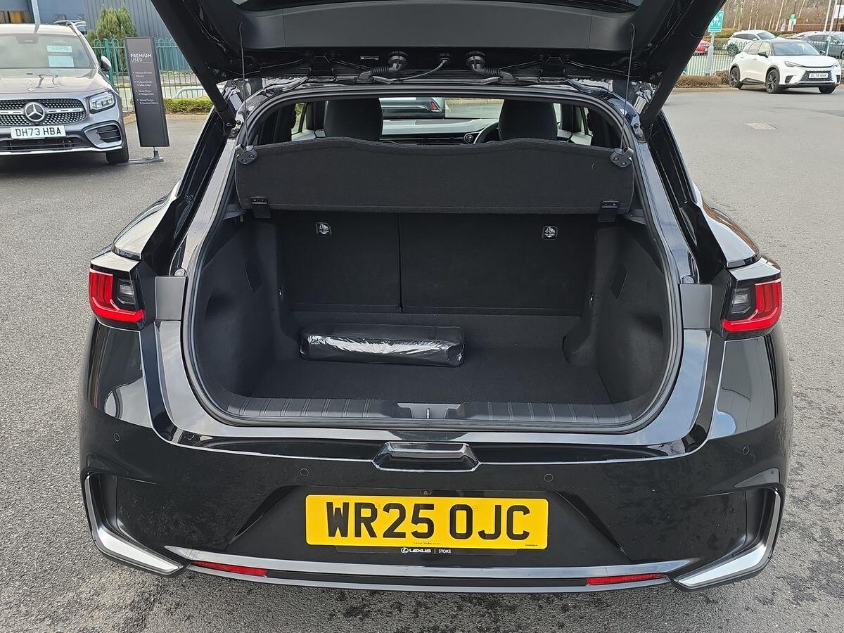 Used Lexus LBX 2025 for sale - 77412172: Photo 20