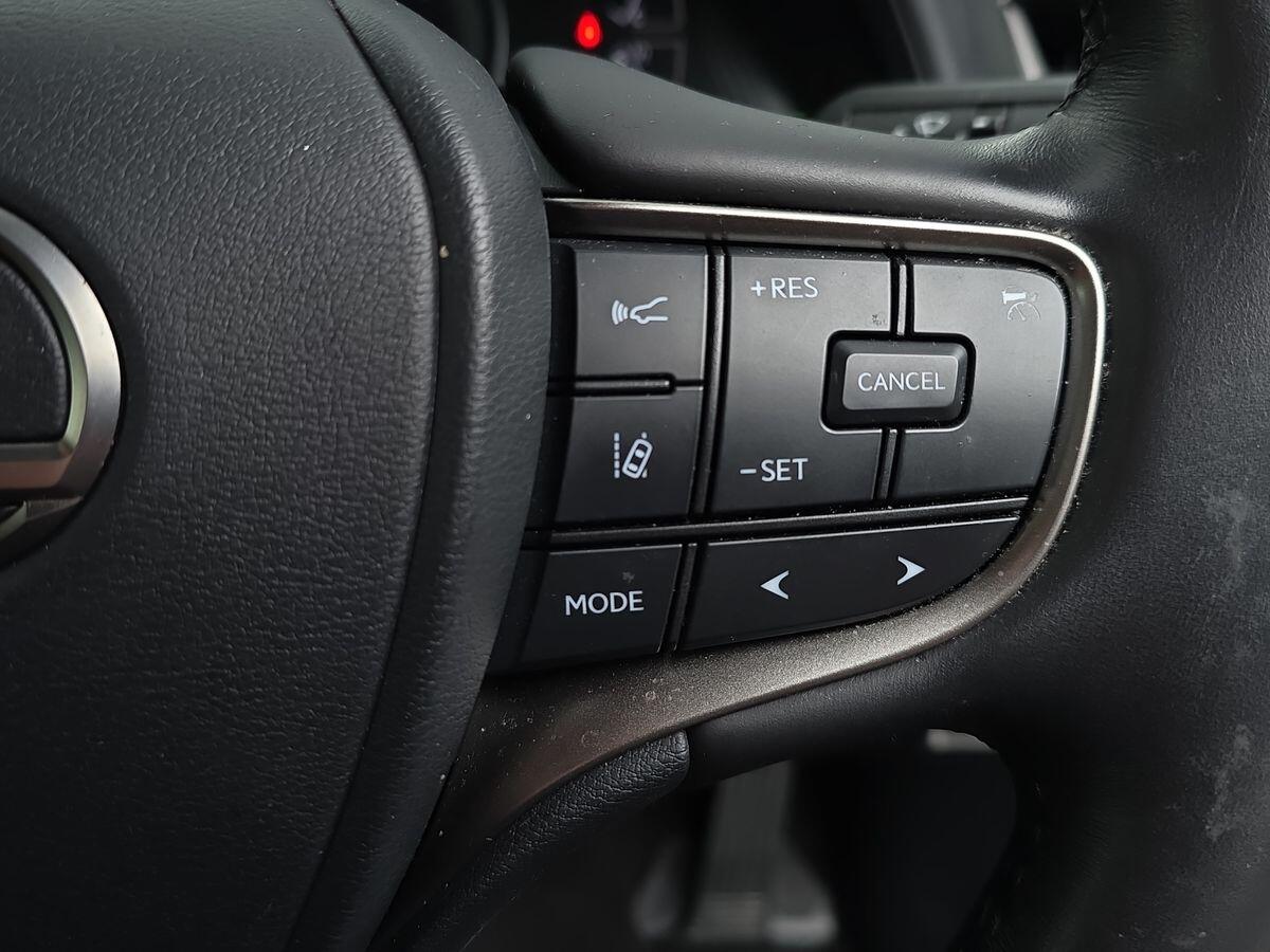 Used Lexus UX 2023 for sale - 76658293: Photo 25