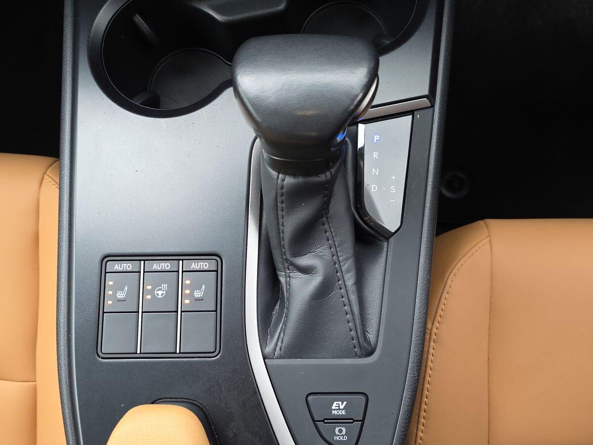 Used Lexus UX 2023 for sale - 76658293: Photo 31