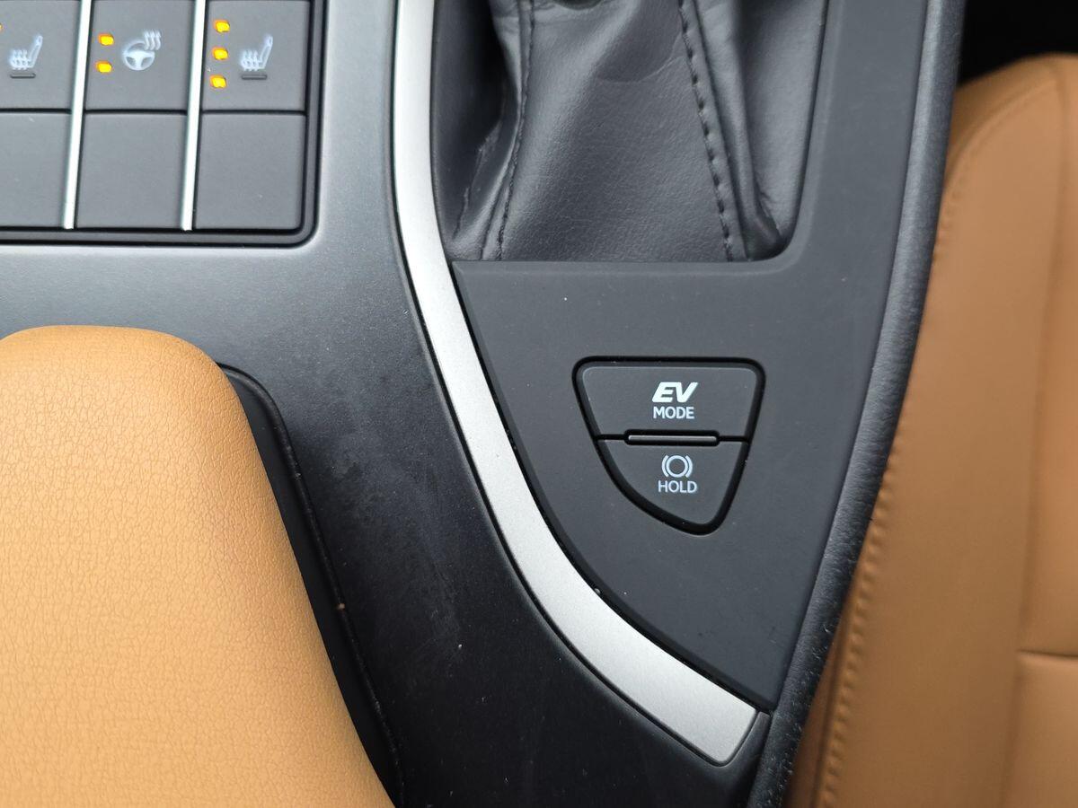 Used Lexus UX 2023 for sale - 76658293: Photo 33