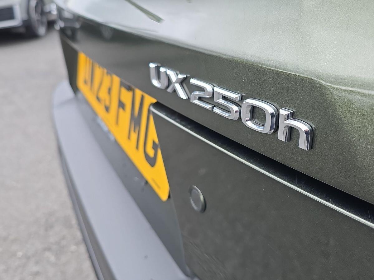 Used Lexus UX 2023 for sale - 76658293: Photo 39