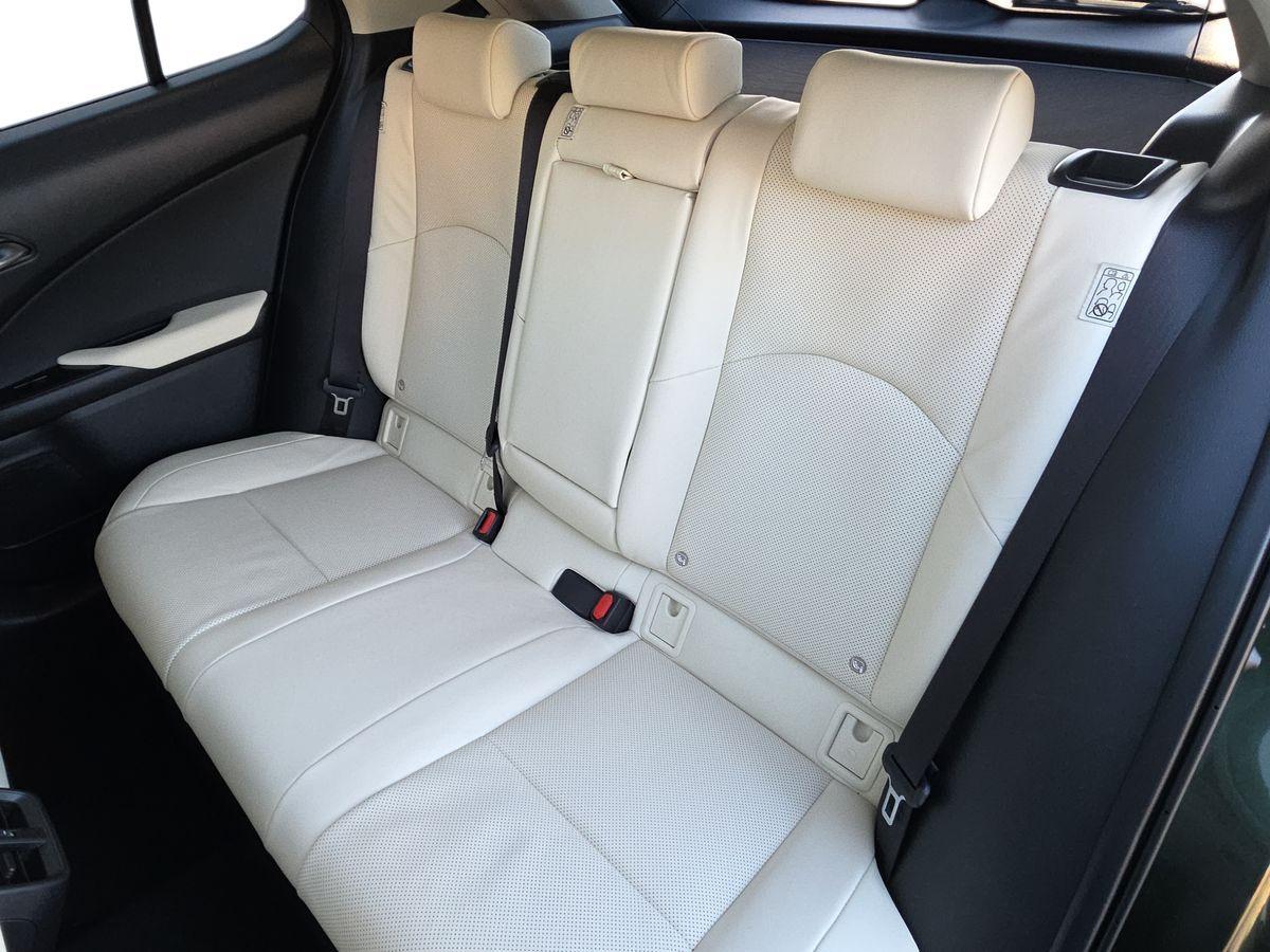 Used Lexus UX 2023 for sale - 76658443: Photo 19