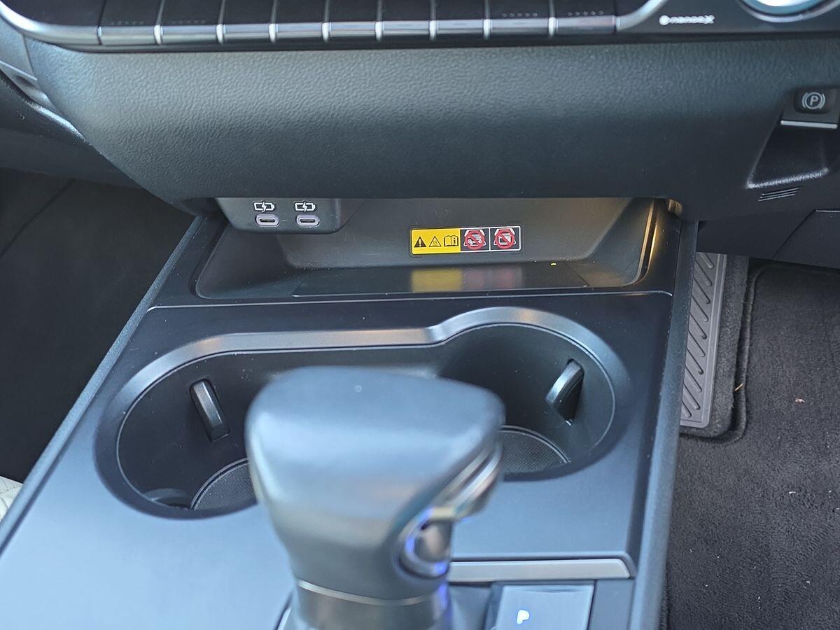 Used Lexus UX 2023 for sale - 76658443: Photo 32