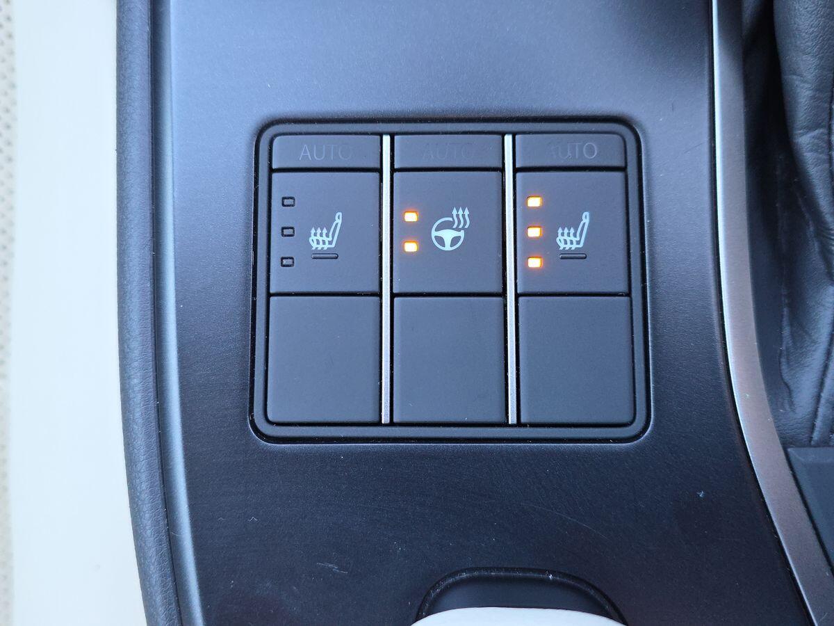 Used Lexus UX 2023 for sale - 76658443: Photo 34