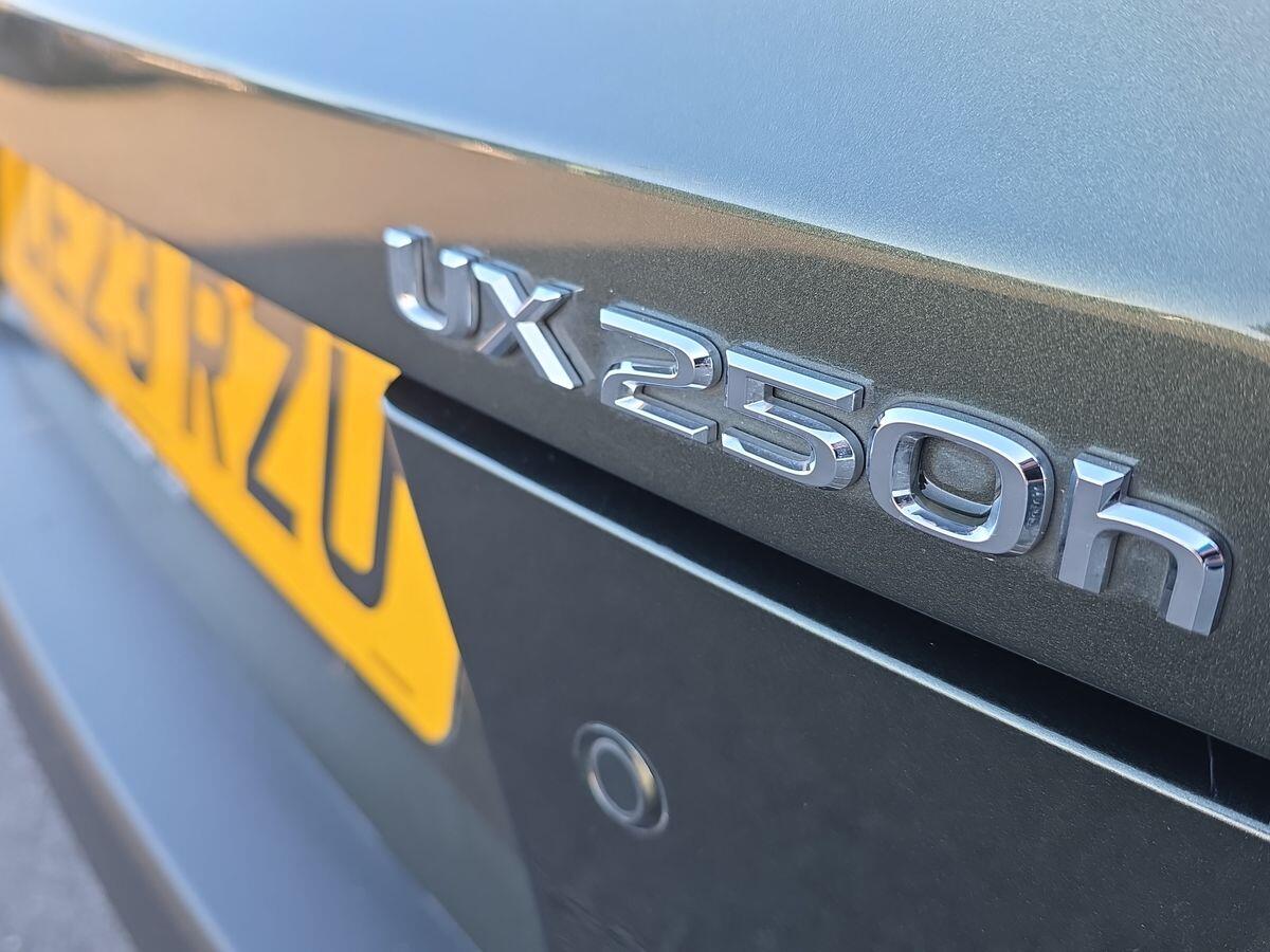 Used Lexus UX 2023 for sale - 76658443: Photo 38