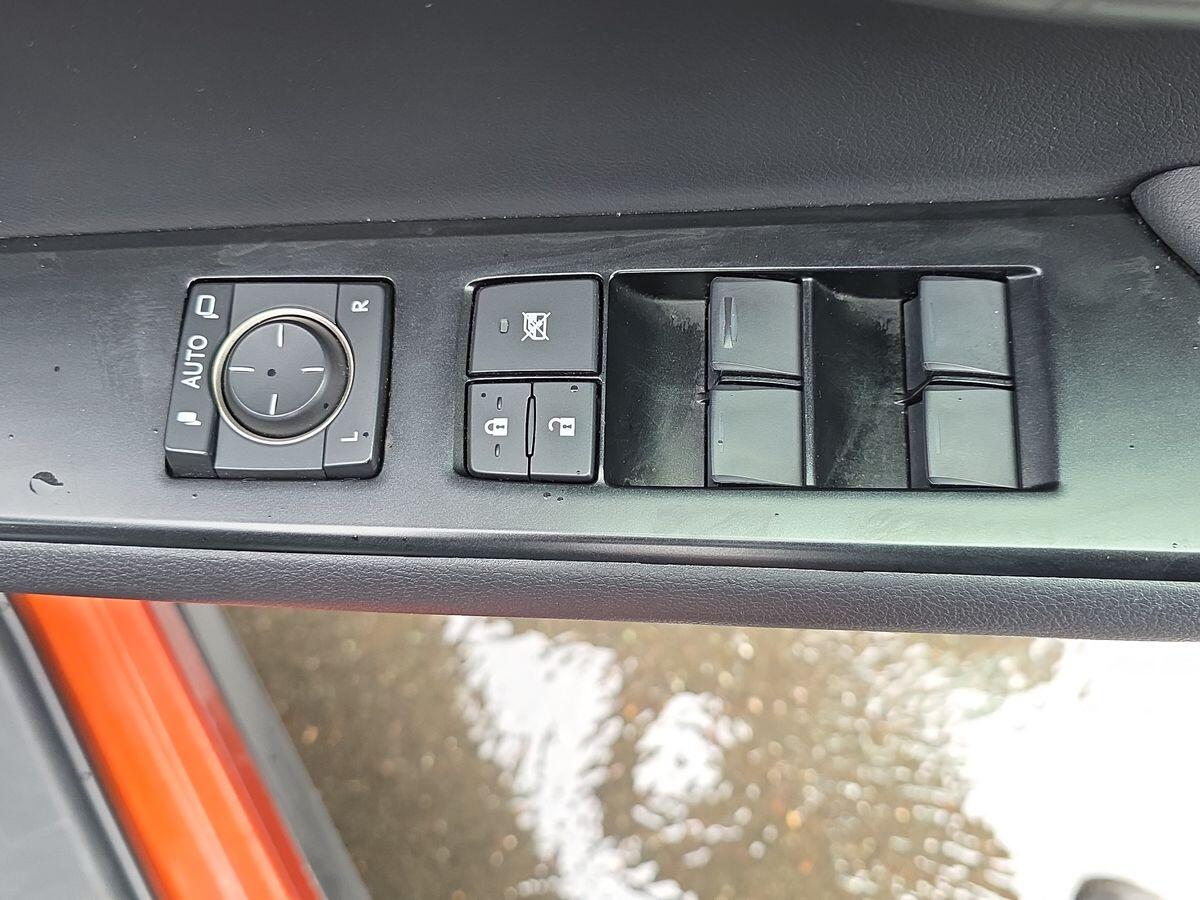 Used Lexus UX 2024 for sale - 77320285: Photo 36