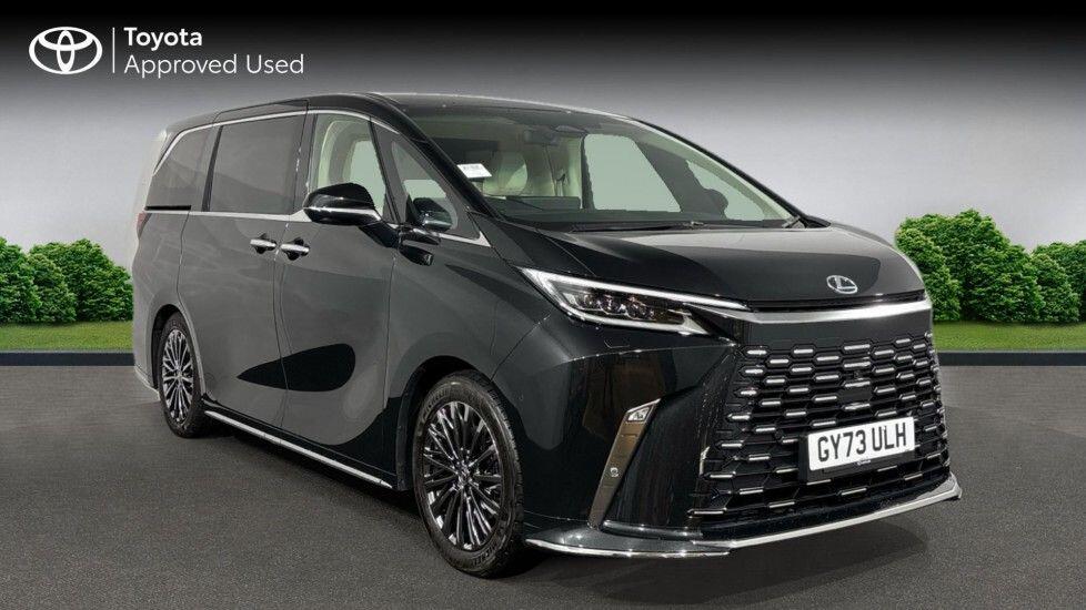 Used Lexus LM 2023 for sale - 76942329: Photo 1