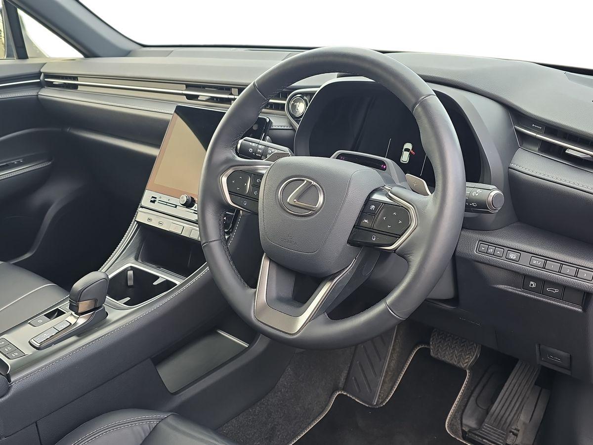 Used Lexus LBX 2024 for sale - 76657896: Photo 12