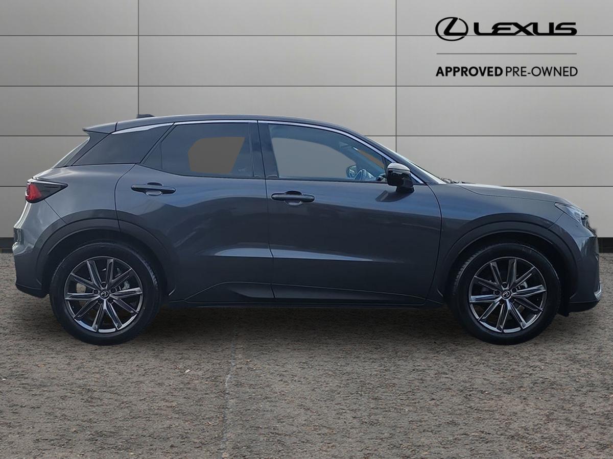 Used Lexus LBX 2024 for sale - 76657896: Photo 2