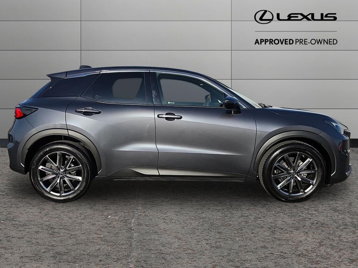 Used Lexus LBX 2024 for sale - 77958469: Photo 2