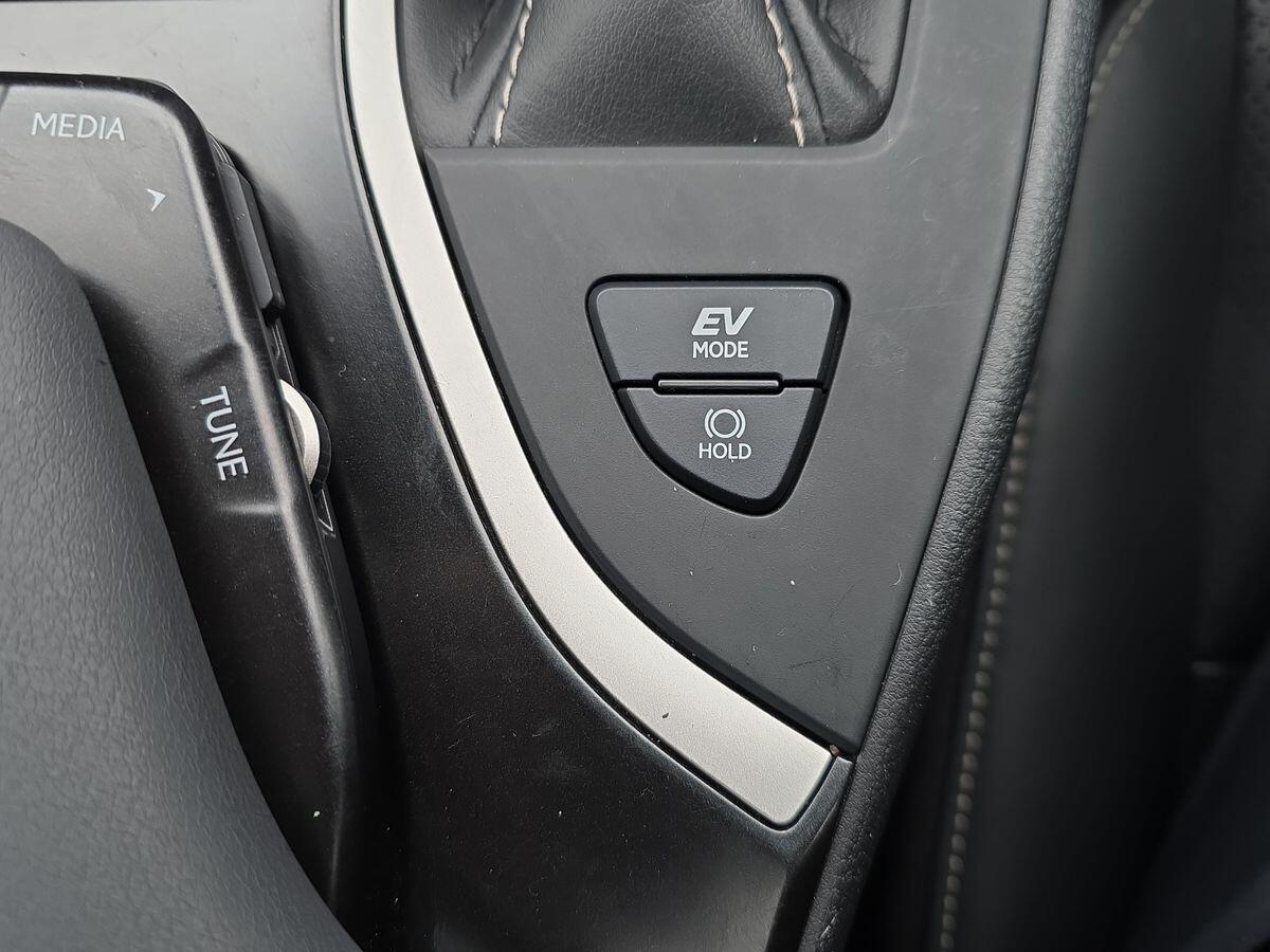 Used Lexus UX 2021 for sale - 77040021: Photo 37