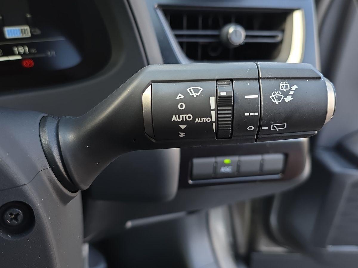 Used Lexus UX 2025 for sale - 76659411: Photo 30