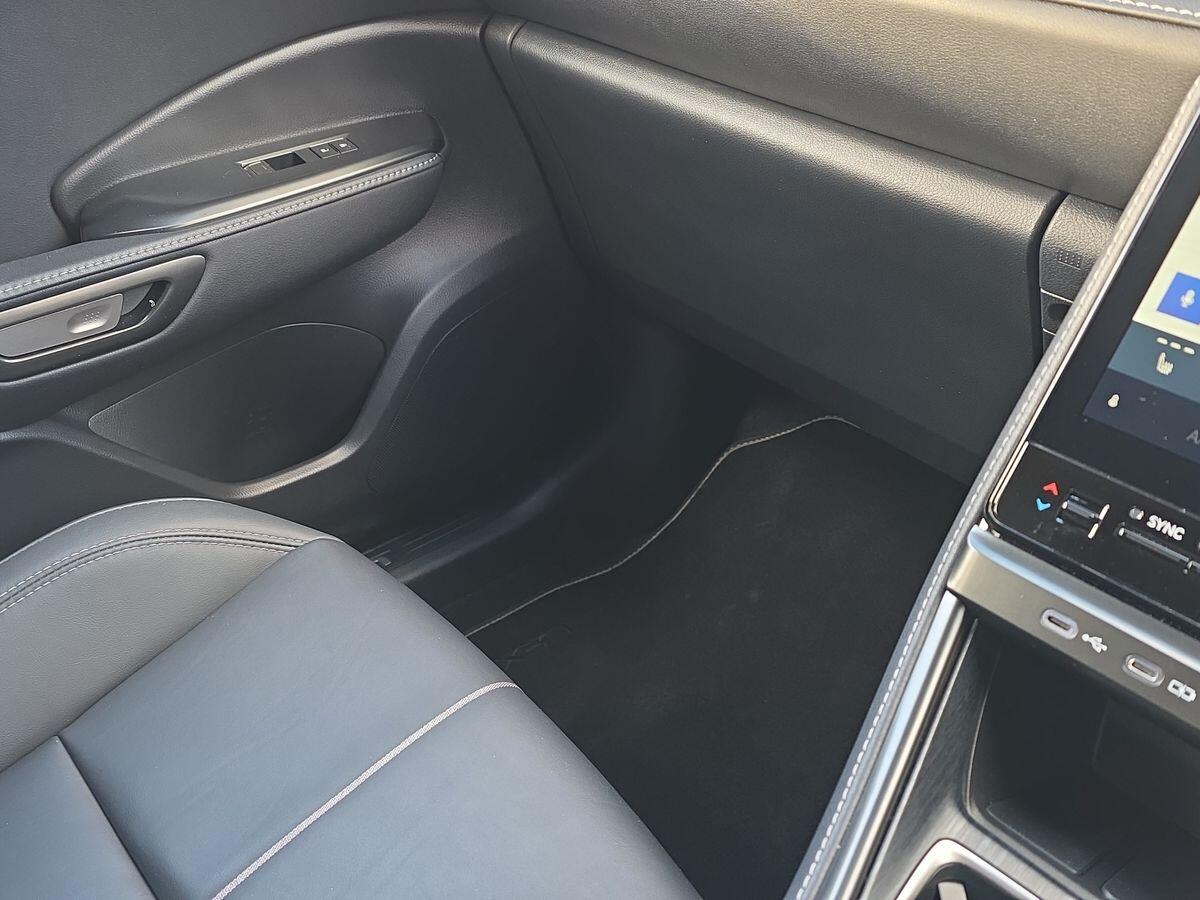 Used Lexus LBX 2024 for sale - 77109897: Photo 33