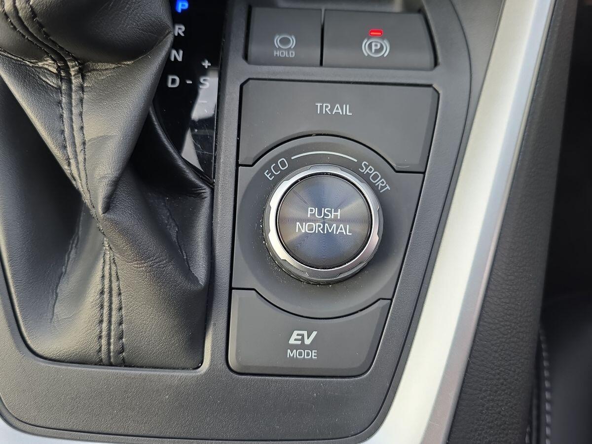 Used Toyota RAV4 2022 for sale - 76657239: Photo 27