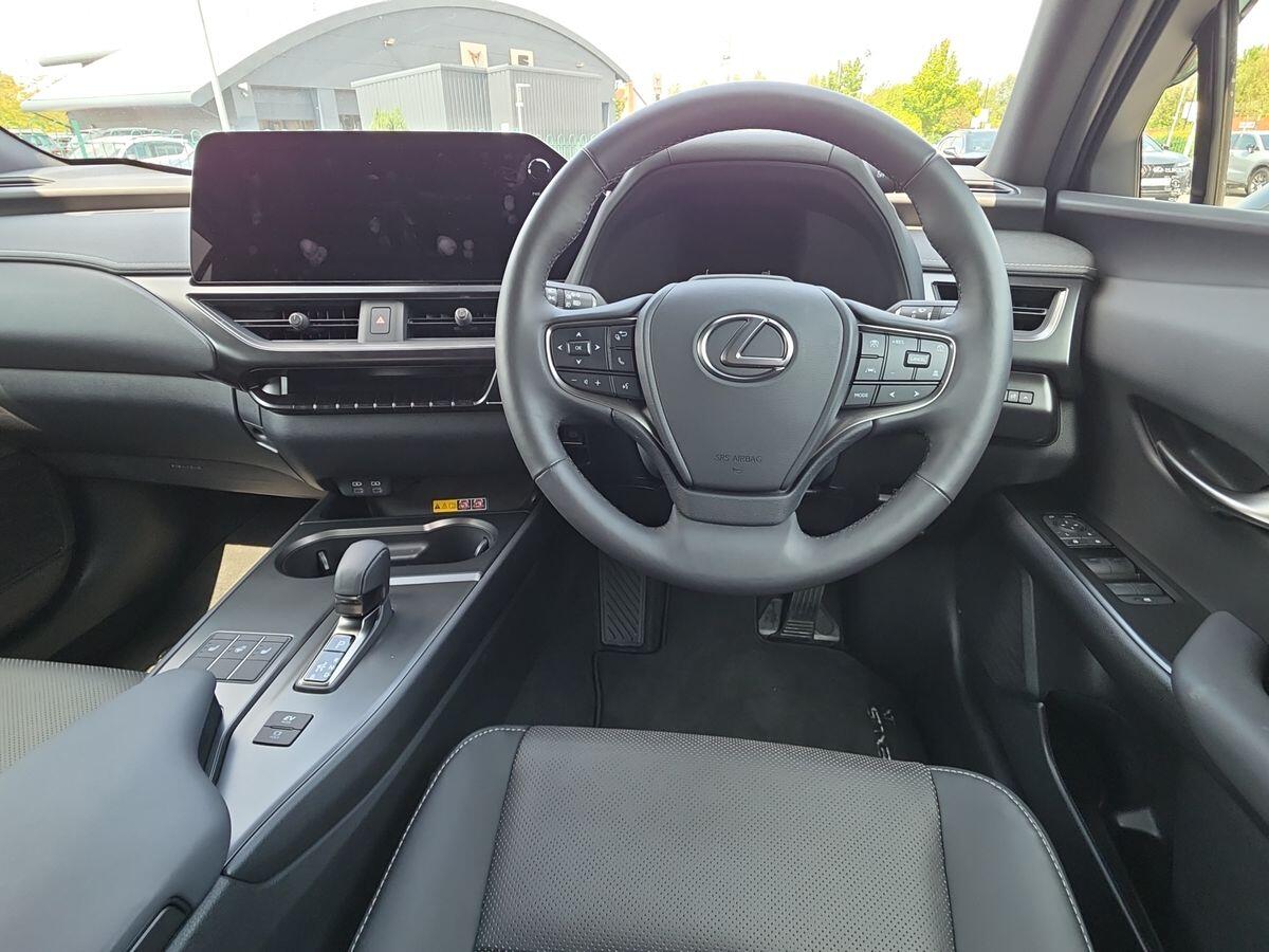 Used Lexus UX 2025 for sale - 76659410: Photo 15