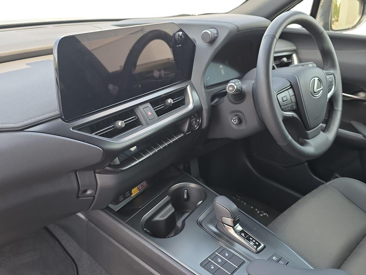 Used Lexus UX 2025 for sale - 76659410: Photo 18