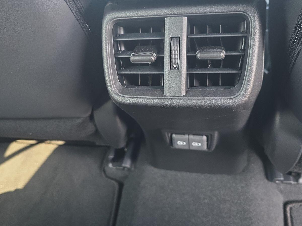 Used Lexus UX 2025 for sale - 76659410: Photo 39