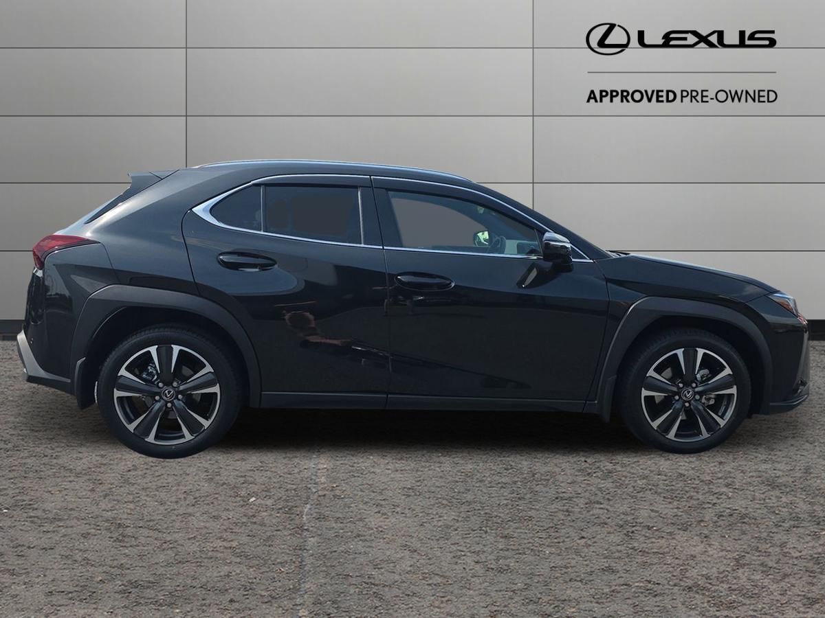 Used Lexus UX 2025 for sale - 76659410: Photo 5