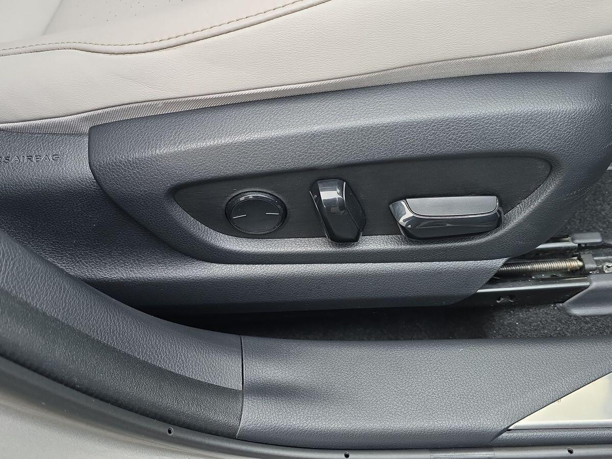 Used Lexus UX 2019 for sale - 76780981: Photo 25