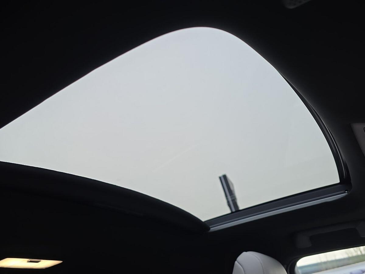 Used Lexus UX 2019 for sale - 76780981: Photo 39