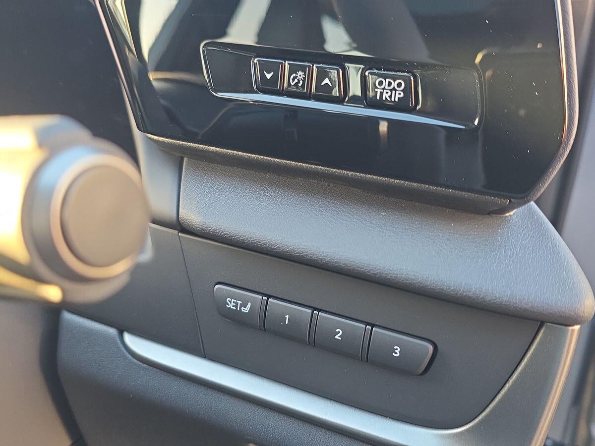 Used Lexus RZ 2025 for sale - 76657977: Photo 26