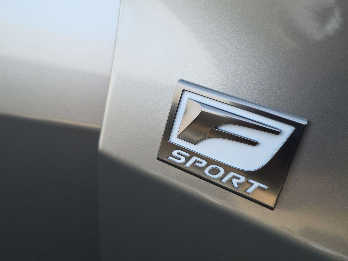 Used Lexus UX 2025 for sale - 76657175: Photo 24