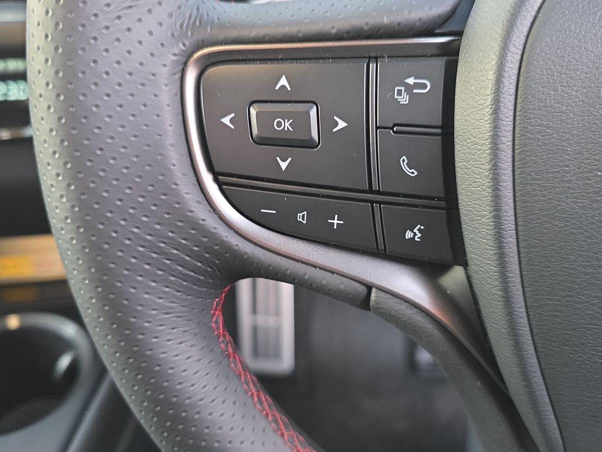 Used Lexus UX 2025 for sale - 76657175: Photo 26